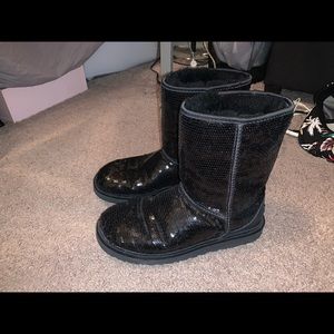 Black sparkly UGGS- size 8